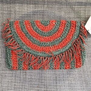 Universal Thread purse
